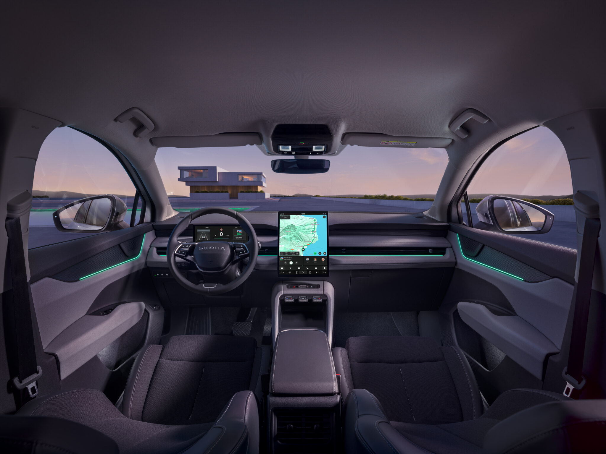 Loft – the standard package, featuring black upholstery, light grey Techtona details on the dashboard and door panels, and black Techtona trim on the centre armrest