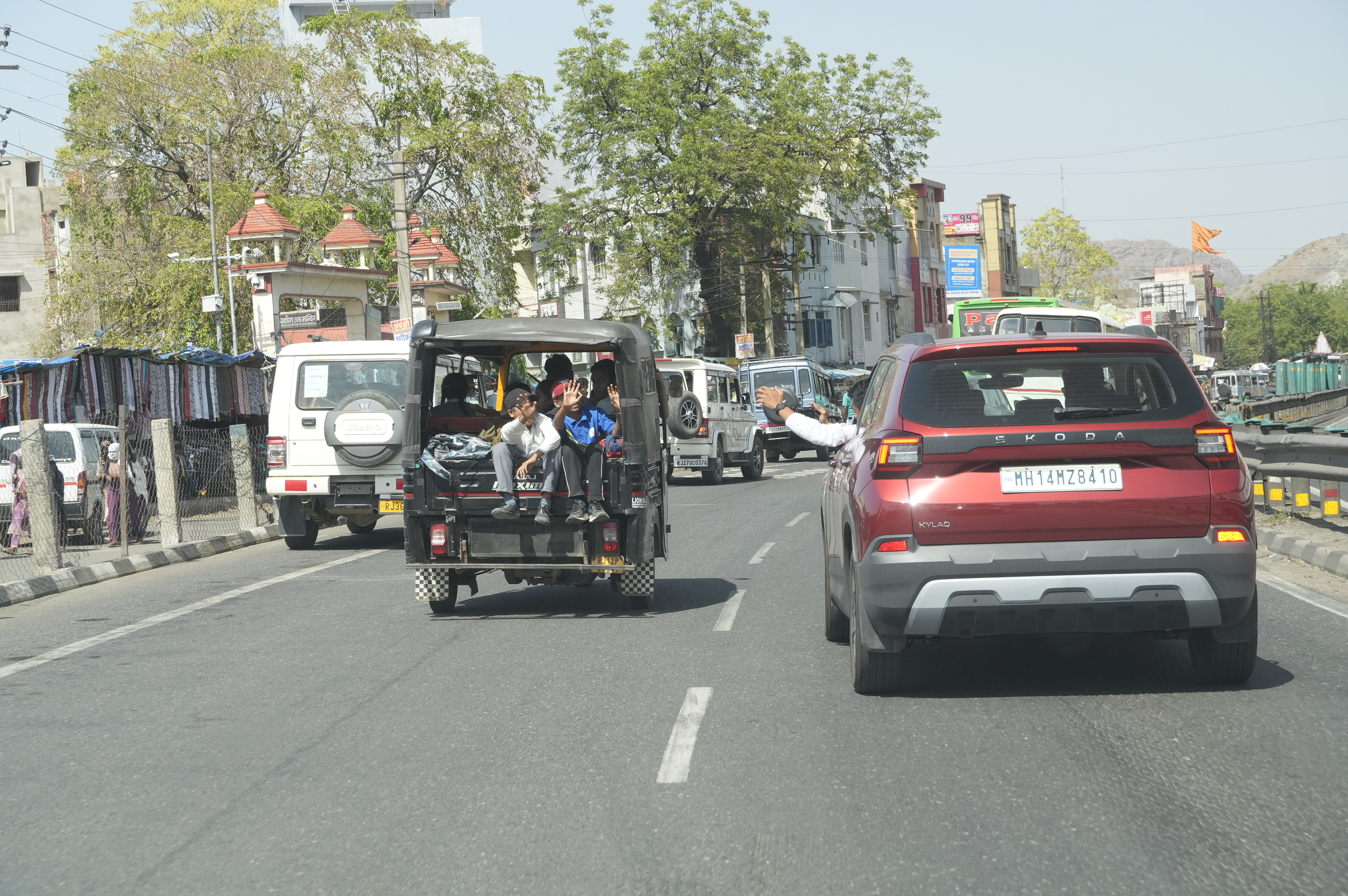The crew thus spent virtually the entire stretch through India in heavy traffic